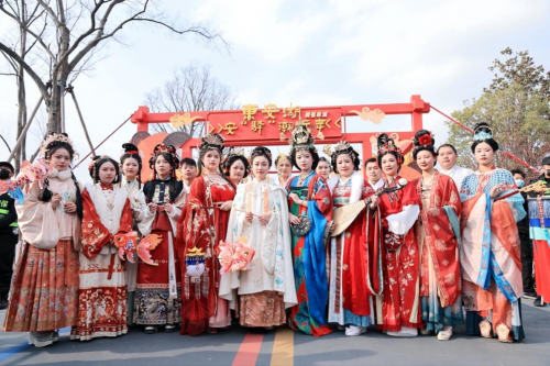 大年初一迎客70000+，成都東安湖安“驛”潮玩年等你來打卡！