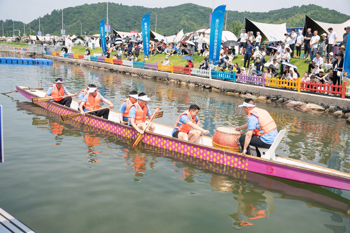 https://img1.jiemian.com/101/original/20250601/import_1748748152564020170012_a700xH.jpg