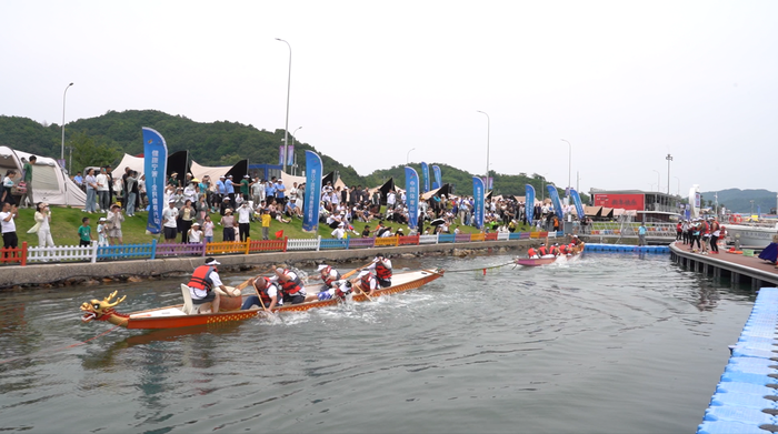 https://img3.jiemian.com/101/original/20250601/import_1748748152564020170014_a700xH.png